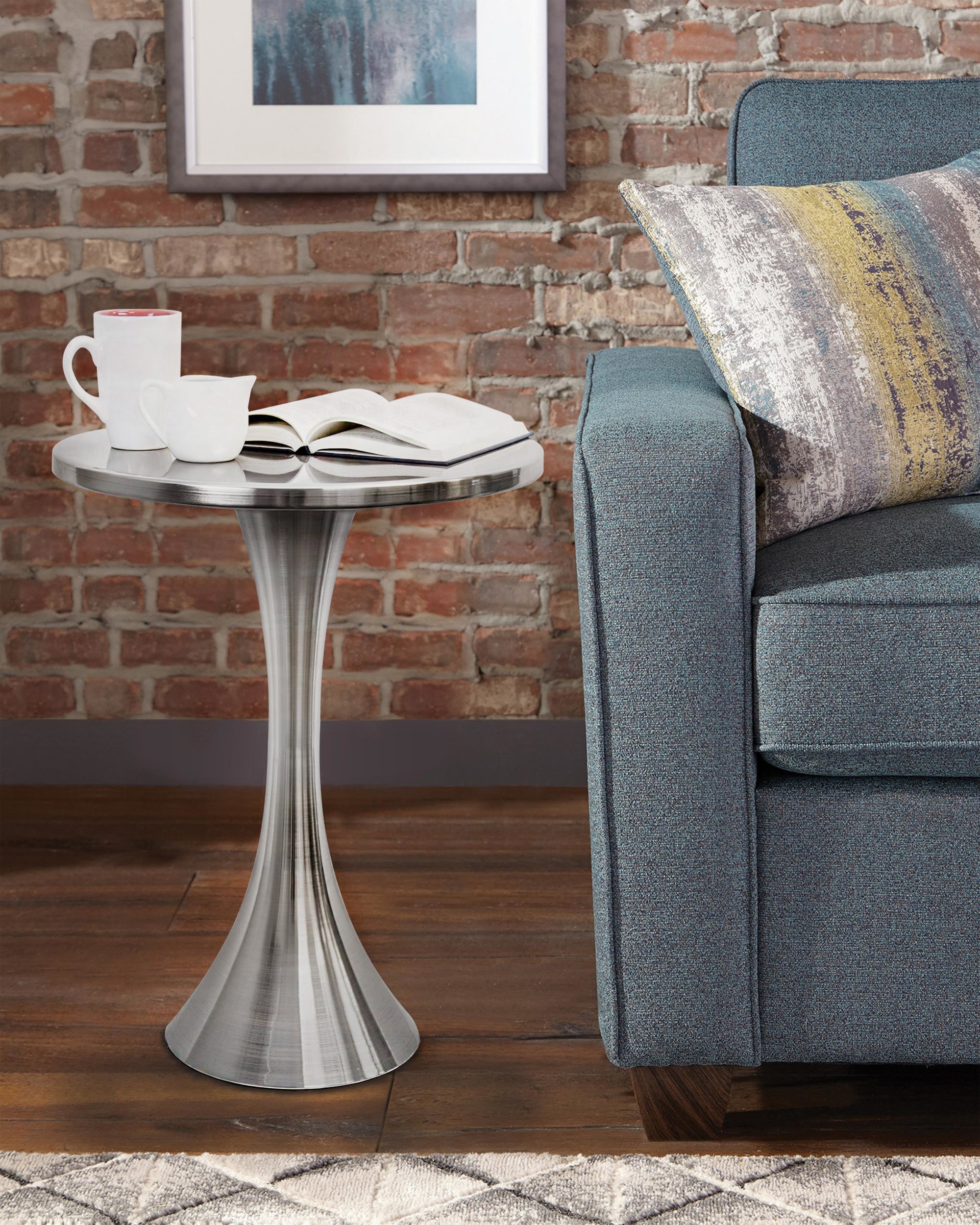 Lenuxe 24" Metal Accent Table